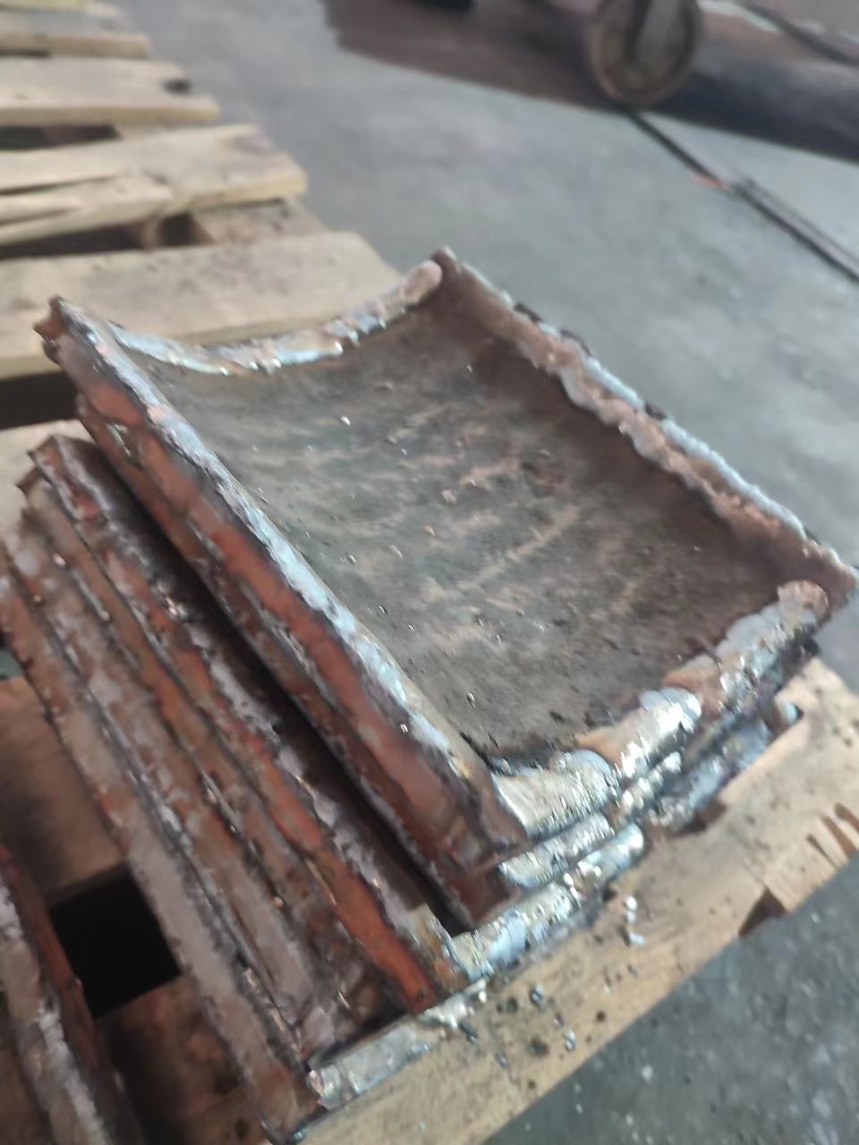 西藏耐磨板压弧折弯打孔